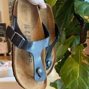 NEW! Black Birkenstocks women 10 sandals
